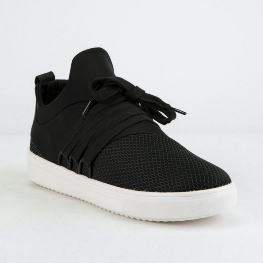 Steve Madden Lancer Sneaker | Black